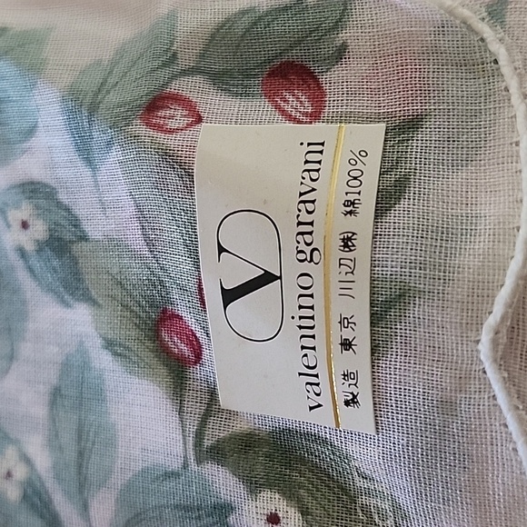 Valentino Garavani Handkerchief Cotton Brandnew Authentic - Picture 7 of 8